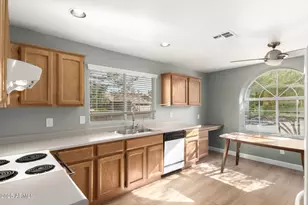 10714 E Nacoma Dr, Sun Lakes, AZ 85248 - Photo 11