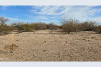 904 N 523rd Avenue #4, Tonopah, AZ 85354 - Photo 9