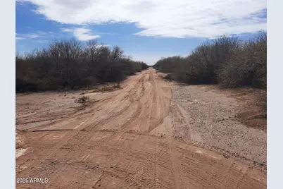 904 N 523rd Avenue #4, Tonopah, AZ 85354 - Photo 17