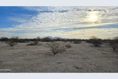 904 N 523rd Avenue #4, Tonopah, AZ 85354 - Photo 5