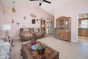 5527 W Garden Dr, Glendale, AZ 85304 - Photo 5