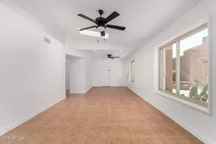 4546 E Renee Dr, Phoenix, AZ 85050 - Photo 9