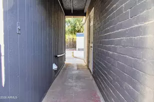 2210 E Cambridge Ave, Phoenix, AZ 85006 - Photo 51