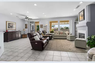 15871 W Mill Valley Lane, Surprise, AZ 85374 - Photo 7