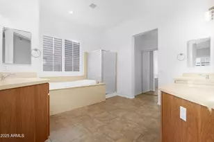 14376 W Desert Hills Dr, Surprise, AZ 85379 - Photo 21