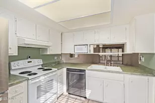 7712 E Columbine Way, Mesa, AZ 85208 - Photo 9