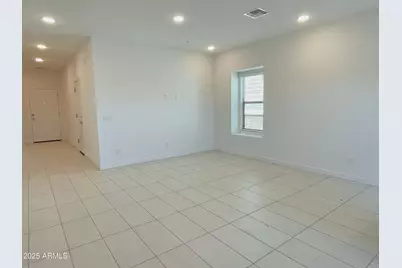 28065 N 28th Avenue, Phoenix, AZ 85085 - Photo 7