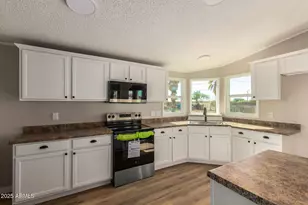 417 E Alsdorf Rd, Eloy, AZ 85131 - Photo 9