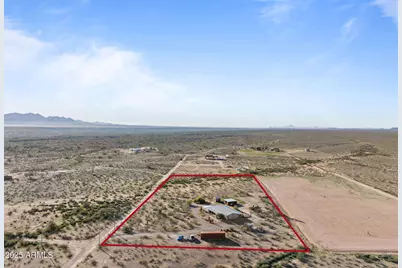 30040 W Redbird Road, Wittmann, AZ 85361 - Photo 1