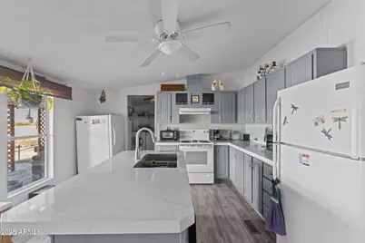 30040 W Redbird Road, Wittmann, AZ 85361 - Photo 9