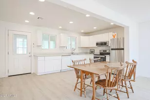 7515 N 185th Ave, Waddell, AZ 85355 - Photo 9