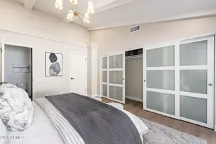 5752 N Scottsdale Rd, Paradise Valley, AZ 85253 - Photo 17