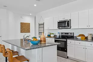 16160 N Catanzaro Dr, Maricopa, AZ 85138 - Photo 11