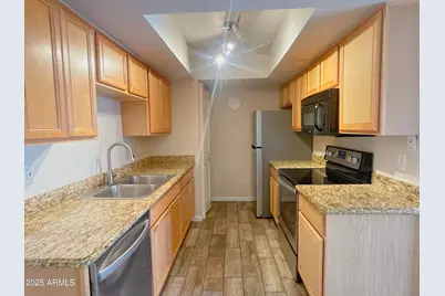 740 W Elm Street #243, Phoenix, AZ 85013 - Photo 7