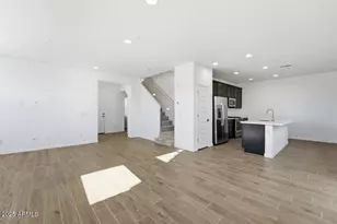 14183 W Buckskin Trl, Surprise, AZ 85387 - Photo 7