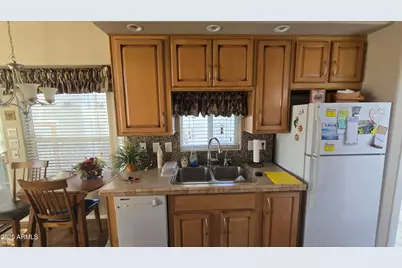 17200 W Bell Road #1519, Surprise, AZ 85374 - Photo 11