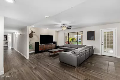 11449 N Bancroft Drive, Phoenix, AZ 85028 - Photo 13