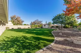 11449 N Bancroft Dr, Phoenix, AZ 85028 - Photo 31