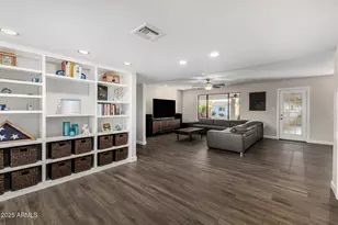 11449 N Bancroft Dr, Phoenix, AZ 85028 - Photo 29