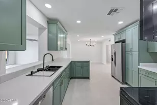 1802 E Ardmore Dr, Phoenix, AZ 85042 - Photo 7