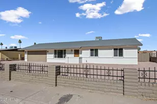 1802 E Ardmore Dr, Phoenix, AZ 85042 - Photo 1