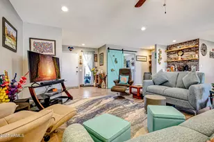 17203 N Palo Verde Dr, Sun City, AZ 85373 - Photo 11