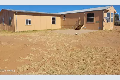 2548 N Calle Tercero, Huachuca City, AZ 85616 - Photo 1