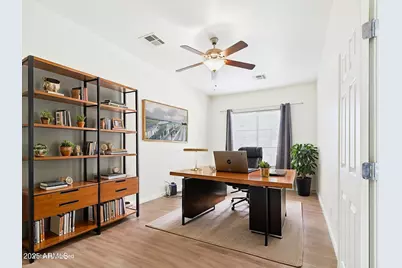 6915 S Sapphire Way, Chandler, AZ 85249 - Photo 5