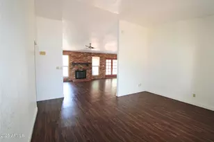 621 W Los Lagos Vista Ave, Mesa, AZ 85210 - Photo 5