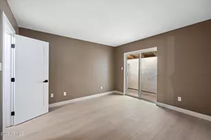 3207 W Loma Ln, Phoenix, AZ 85051 - Photo 17