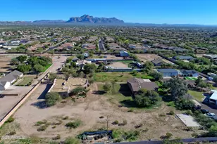 10517 E Evergreen St, Mesa, AZ 85207 - Photo 11