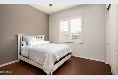 32020 N 20th Drive, Phoenix, AZ 85085 - Photo 37