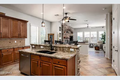 32020 N 20th Drive, Phoenix, AZ 85085 - Photo 23