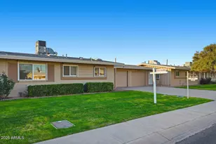 11234 N Coggins Dr, Sun City, AZ 85351 - Photo 3