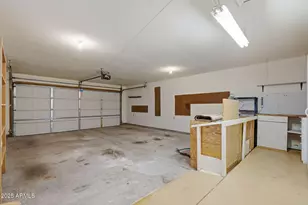 11023 W Malibu Cir, Arizona City, AZ 85123 - Photo 29