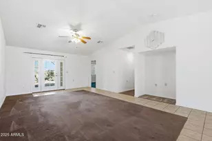 11023 W Malibu Cir, Arizona City, AZ 85123 - Photo 9