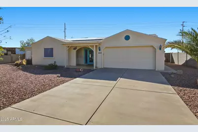 11023 W Malibu Circle, Arizona City, AZ 85123 - Photo 1