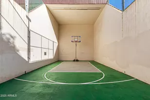 461 W Holmes Ave, Mesa, AZ 85210 - Photo 29