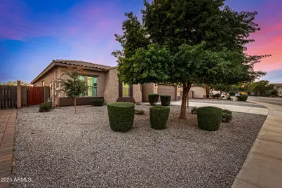 18213 W Monterosa Street, Goodyear, AZ 85395 - Photo 5