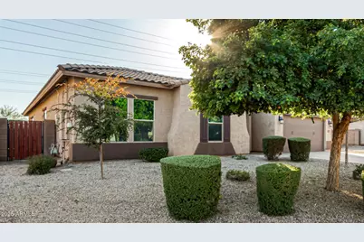 18213 W Monterosa Street, Goodyear, AZ 85395 - Photo 11