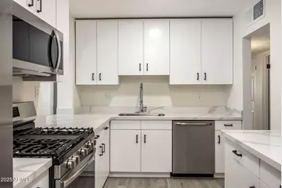 6815 N 32nd Avenue, Phoenix, AZ 85017 - Photo 5