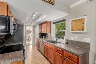 10409 N 10th St, Phoenix, AZ 85020 - Photo 7