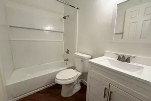 10215 N 8th Ave, Phoenix, AZ 85021 - Photo 13