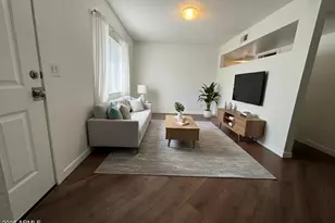 10215 N 8th Ave, Phoenix, AZ 85021 - Photo 5