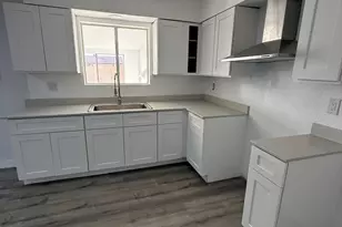 1830 N 54th Ln, Phoenix, AZ 85035 - Photo 19