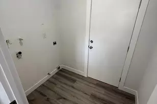 1830 N 54th Ln, Phoenix, AZ 85035 - Photo 21