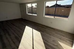 1830 N 54th Ln, Phoenix, AZ 85035 - Photo 15