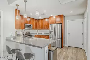 2821 S Skyline Dr, Mesa, AZ 85212 - Photo 9