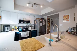 831 E Divot Dr, Tempe, AZ 85283 - Photo 19