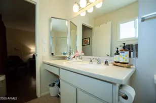 831 E Divot Dr, Tempe, AZ 85283 - Photo 37